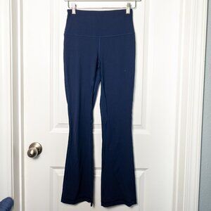 Lululemon Align Ribbed Mini-Flared Pant 29" *Extra Short - 6 True Navy